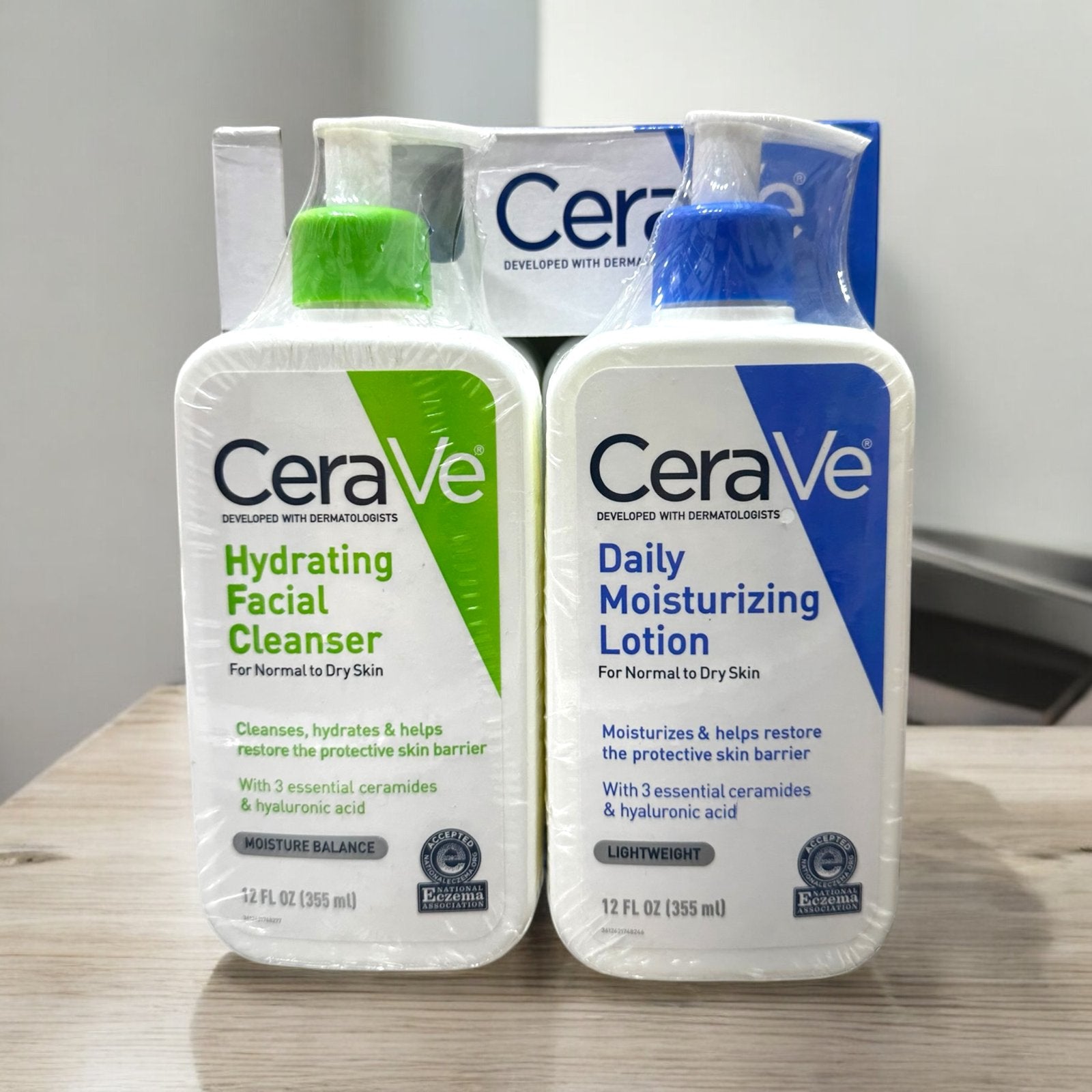 CeraVe Daily Moisturizing Lotion &amp; Hydrating Cleanser Multi pack 236ml image 2
