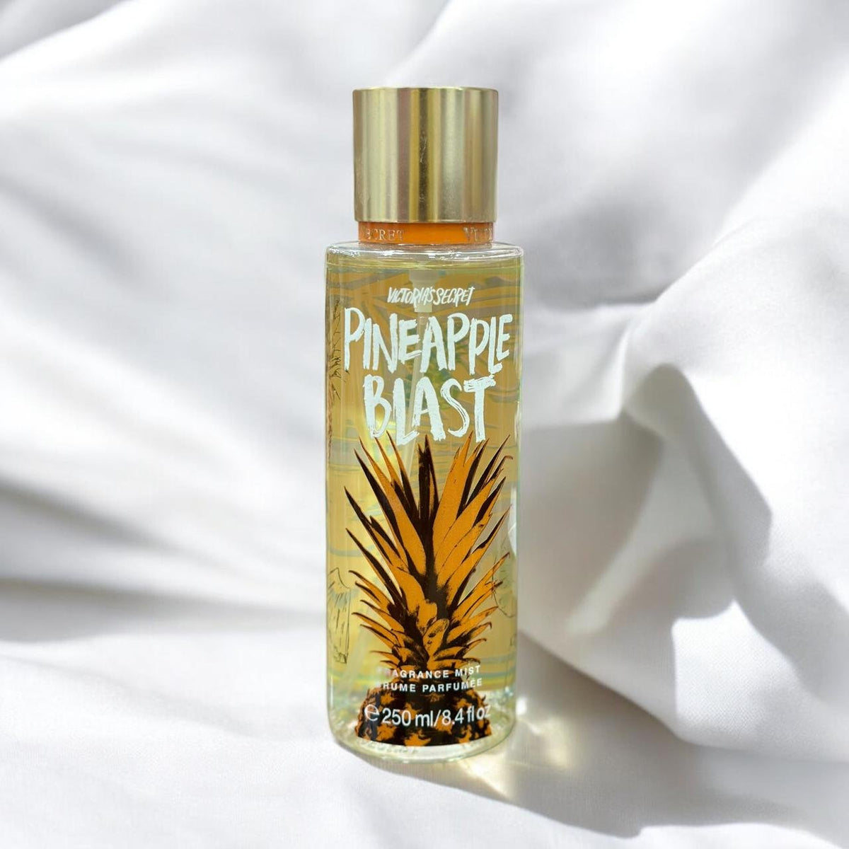 Victoria’s Secret Mist ( PINEAPPLE BLAST ) image 0