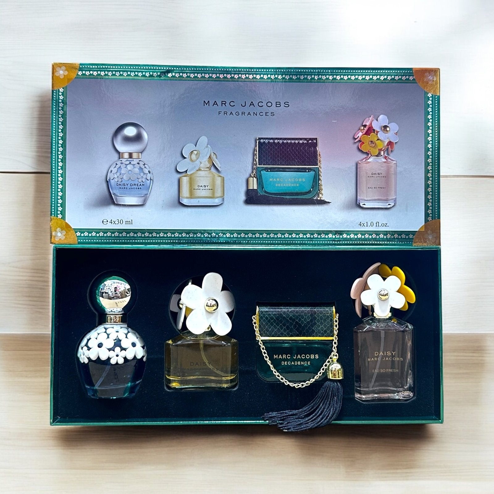 MARC JACOBS Perfume Giftset  30ml x 4 image 2