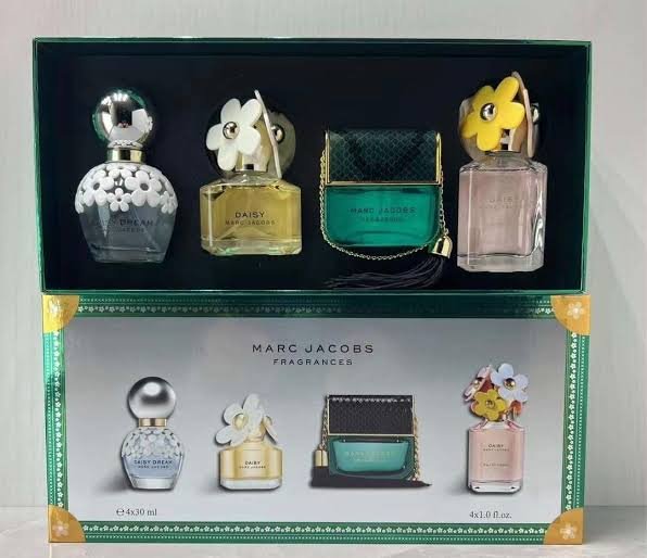 MARC JACOBS Perfume Giftset  30ml x 4 image 0