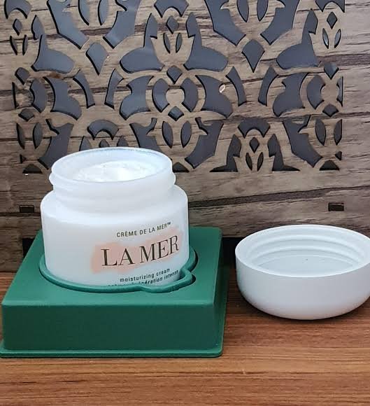 The Moisturizing Soft Cream Moisturizer 100% original factory leftover stock Skin image 3