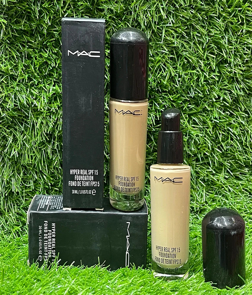 MAC HYPER REAL SPF 15 FOUNDATION image 1
