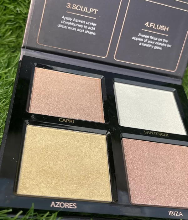 Huda Beauty 3D Highlighter Palette