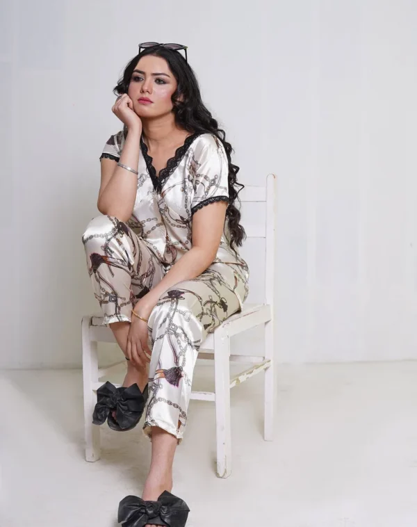 Elegant Satin Chain-Print Pajama Set – Luxurious Sleepwear